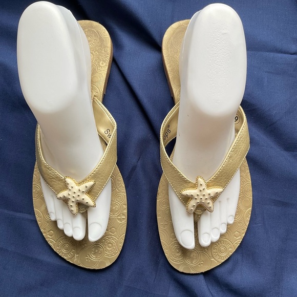 Lindsay Philips Switchflops-two pair with 7 sets of snaps. - Picture 2 of 7